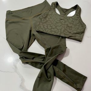 Nike workout set sz. L